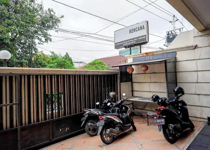 Koolkost Near Kawasan Simpang Lima Semarang Hotel